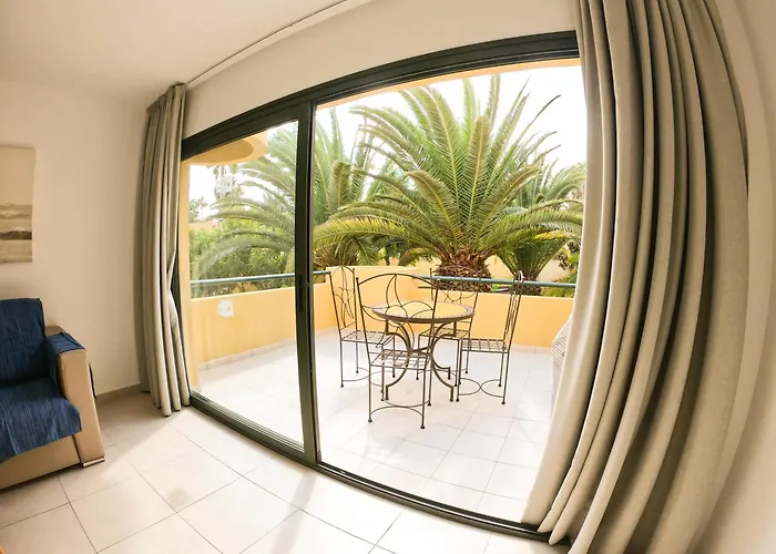 Drago 2 Atlantic Garden Apartment *